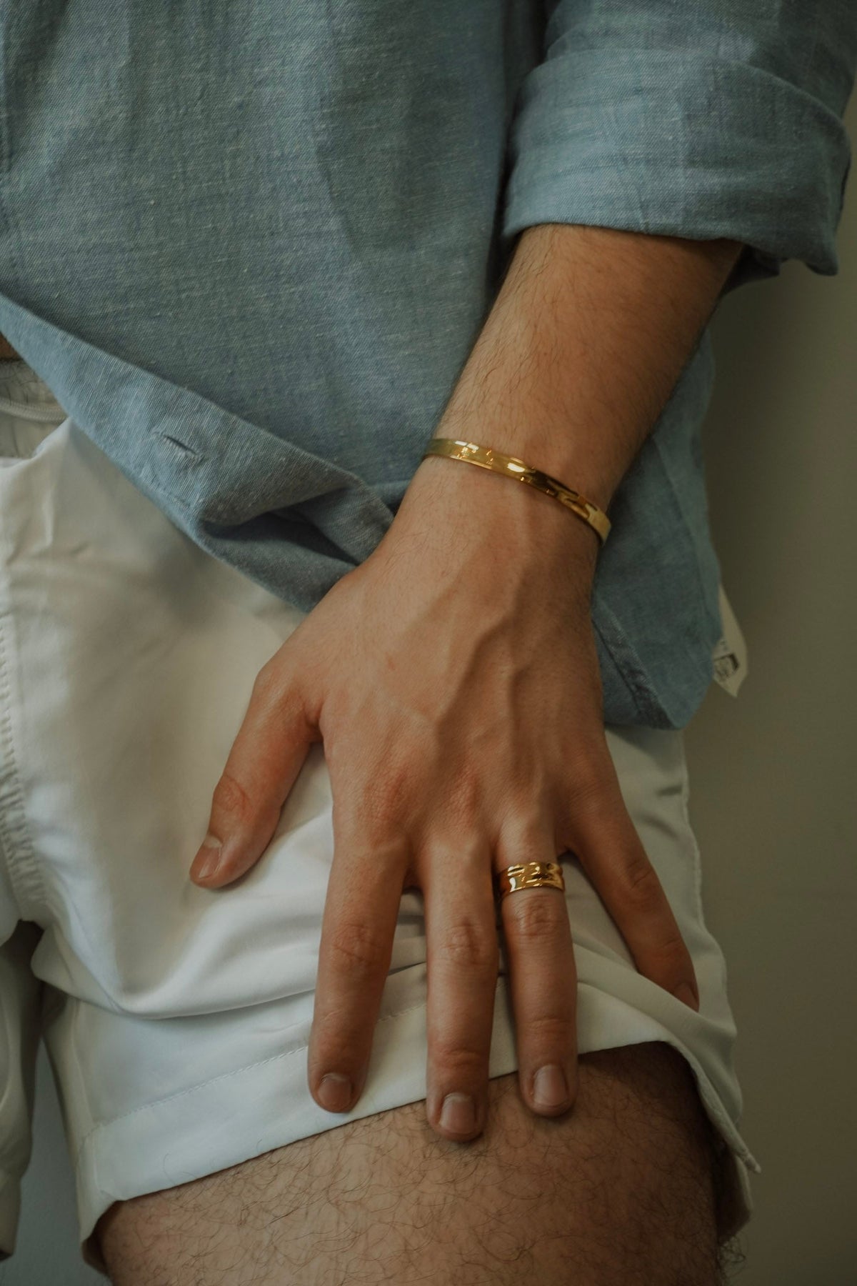 GRAND SUCESS – TEXTURED CUFF
